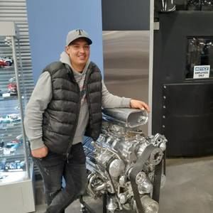 Meet your Posher, Leo